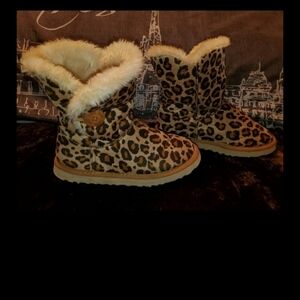 Women's Y2K Leopard print boots/slippers